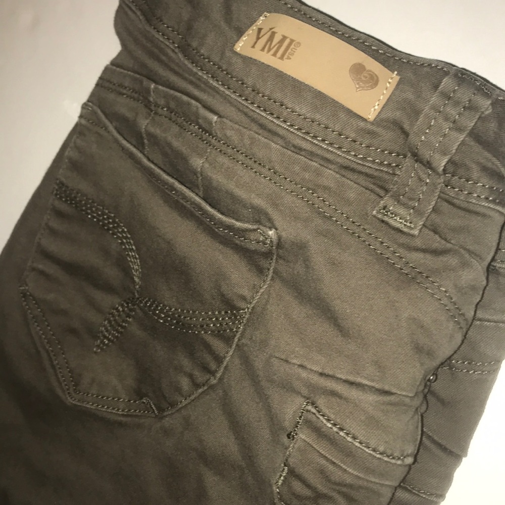 YMI wannabettabutt army green cargo shorts
